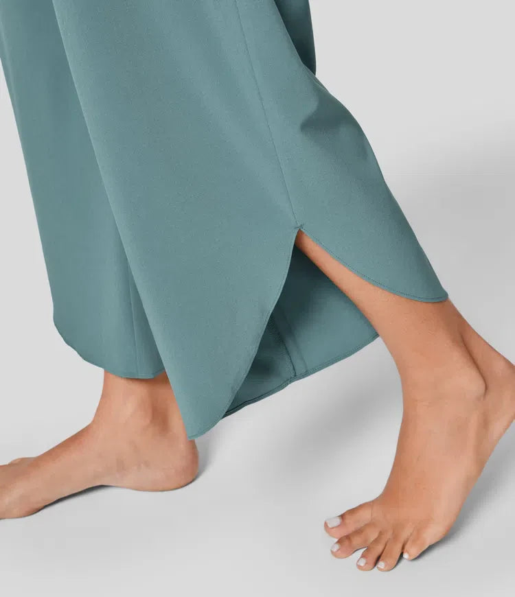 Breezeful™ crossover pants with high waistband and pleated side pockets