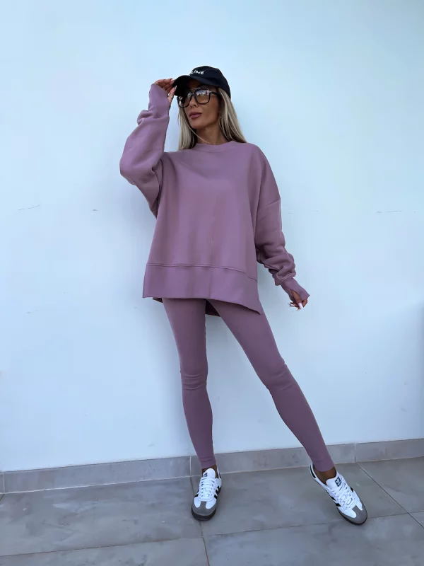 DILARA COMFORTABLE AND CASUAL SET