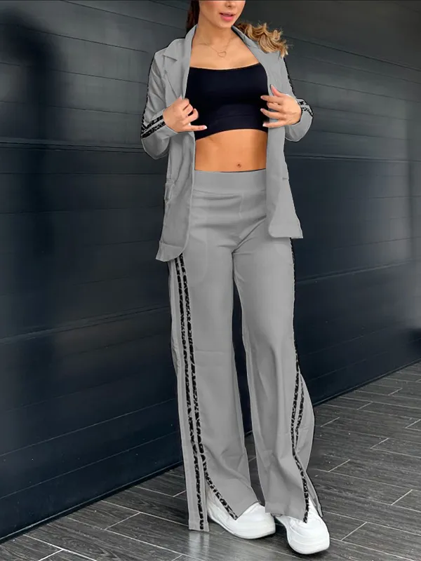 Casual two-piece suit for women with lapels