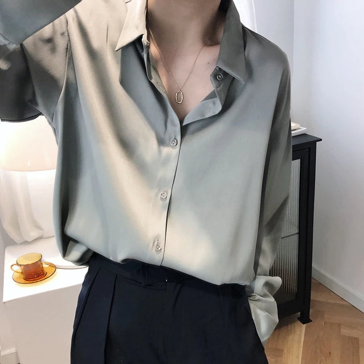 Sacha - Satin blouse