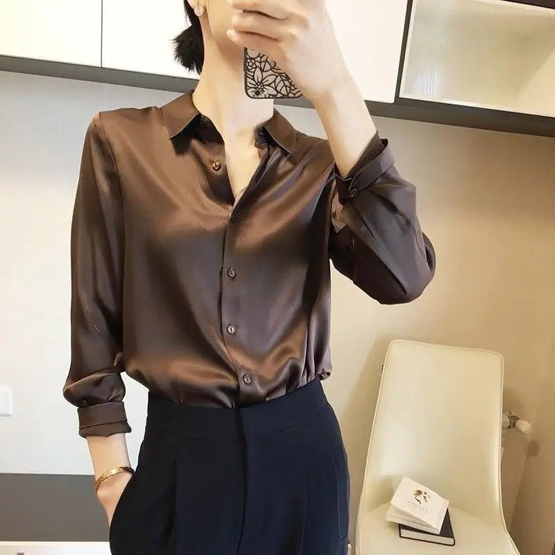 Sacha - Satin blouse